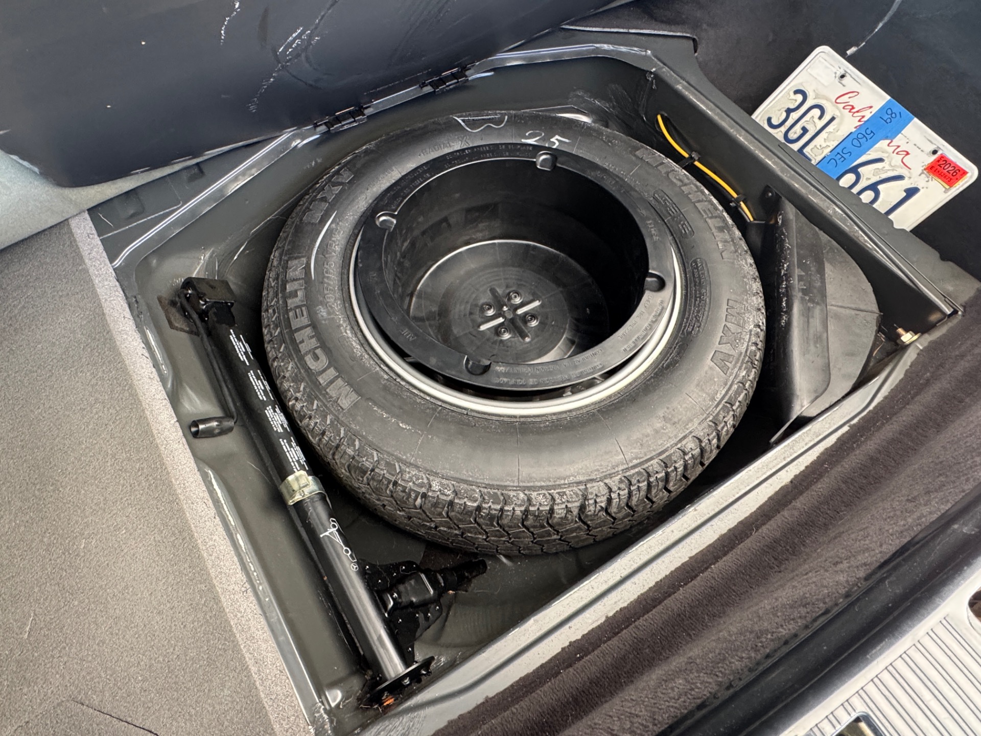 Used 1989 Mercedes Benz 560 Class 560 SEC