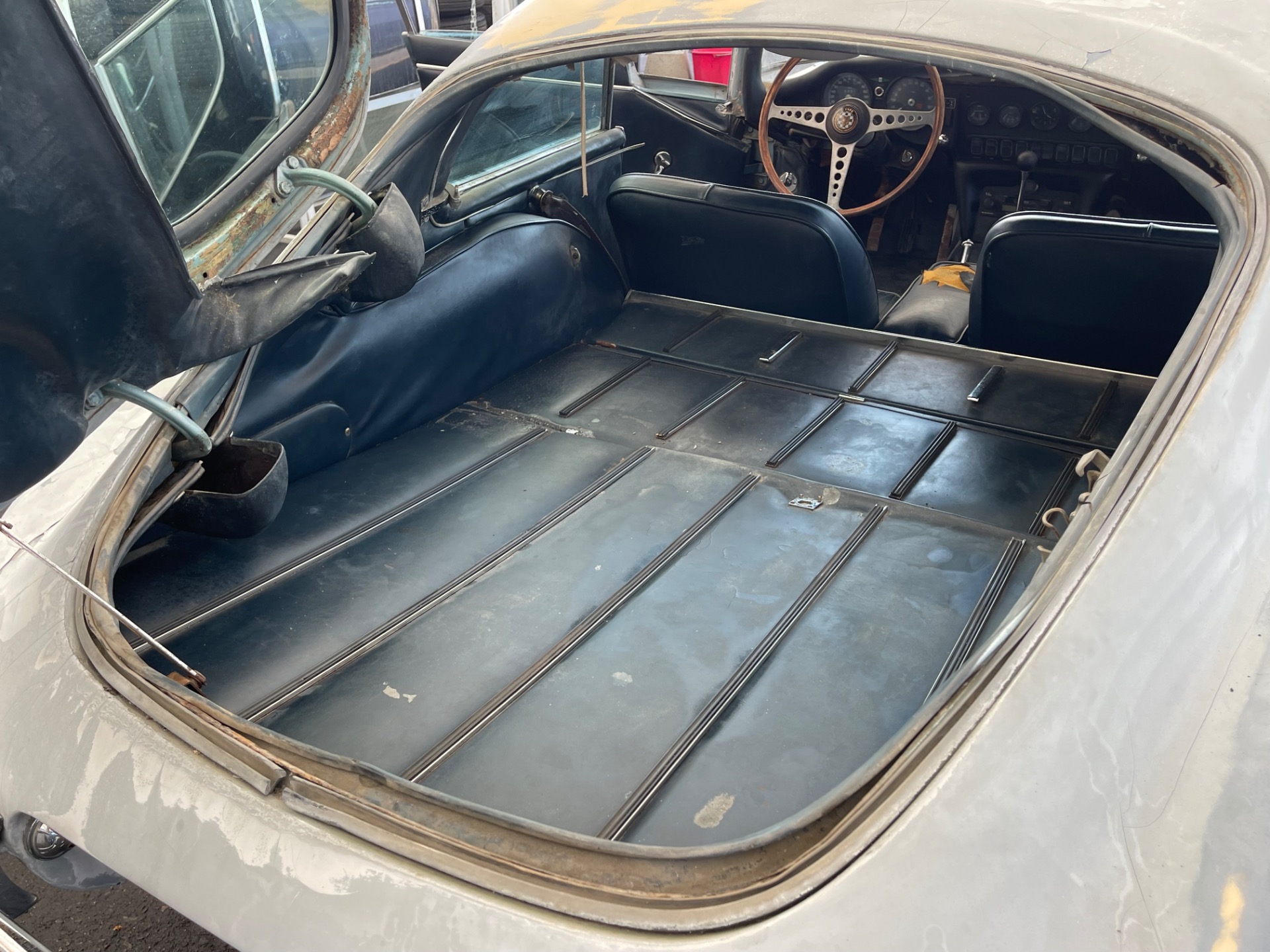 Used 1968 JAGUAR XKE E TYPE
