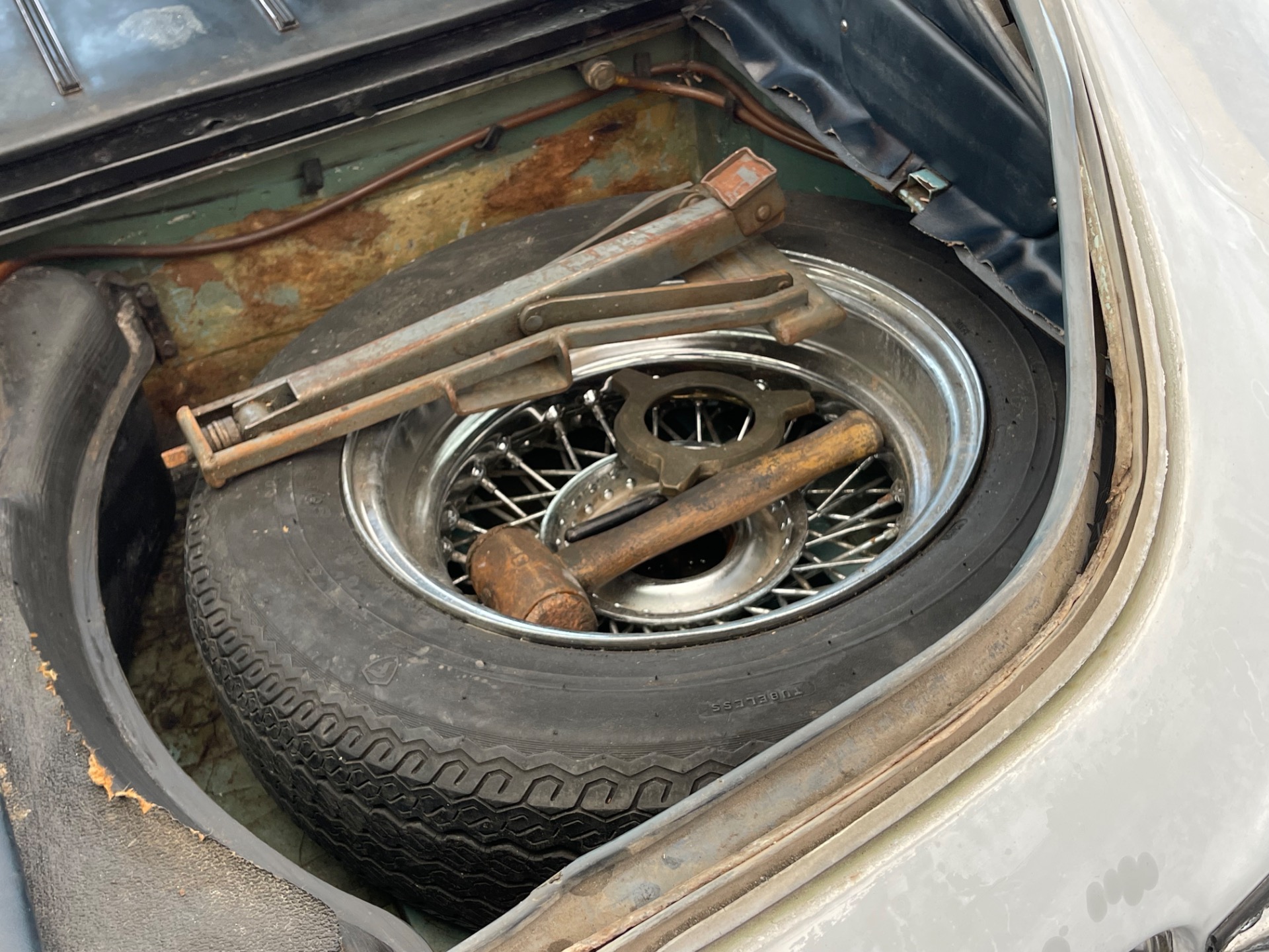 Used 1968 JAGUAR XKE E TYPE